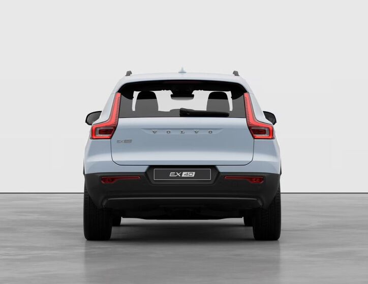 Volvo EX40 6