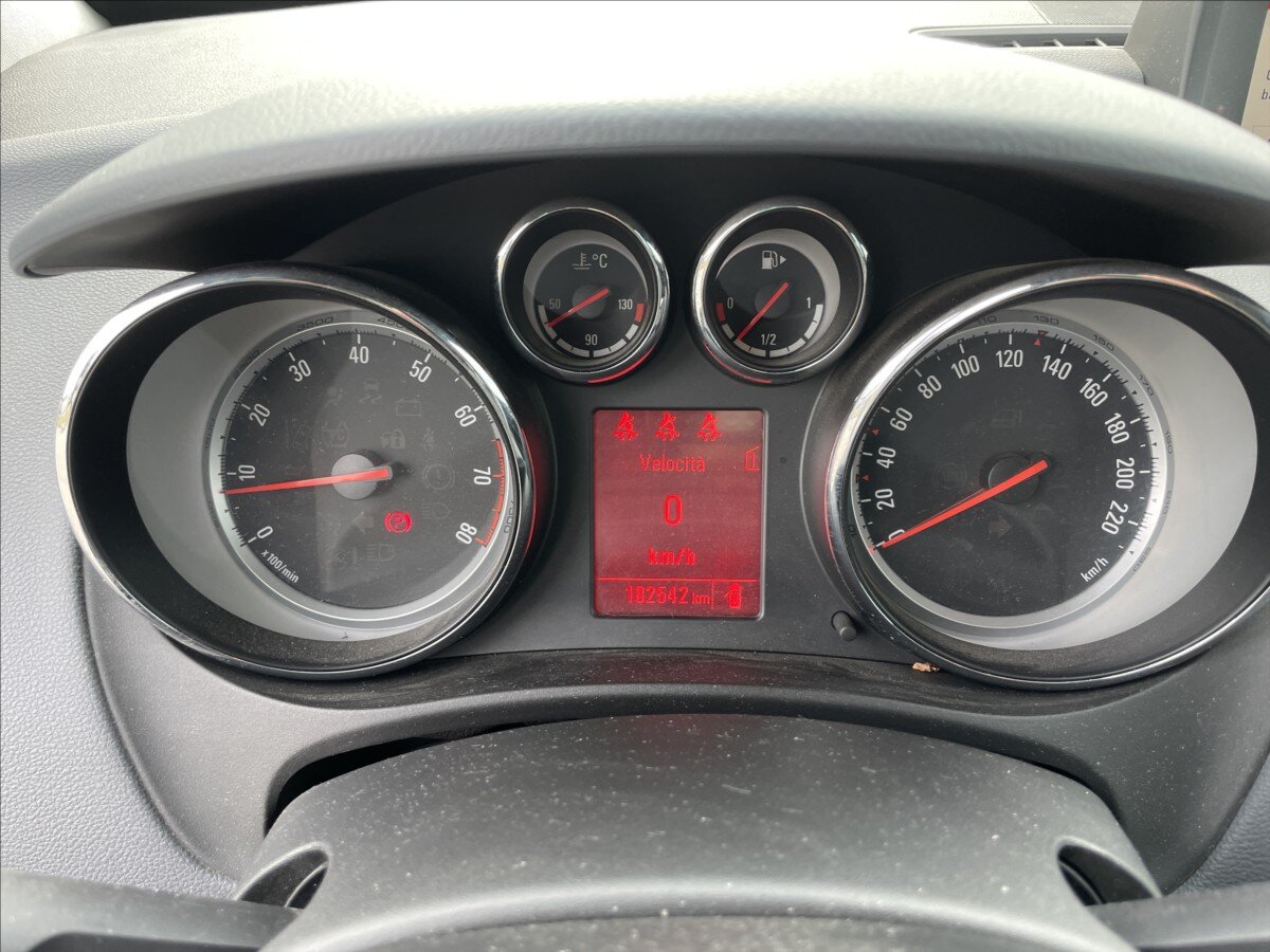 Opel Meriva MPV 1,4 l 88 kw