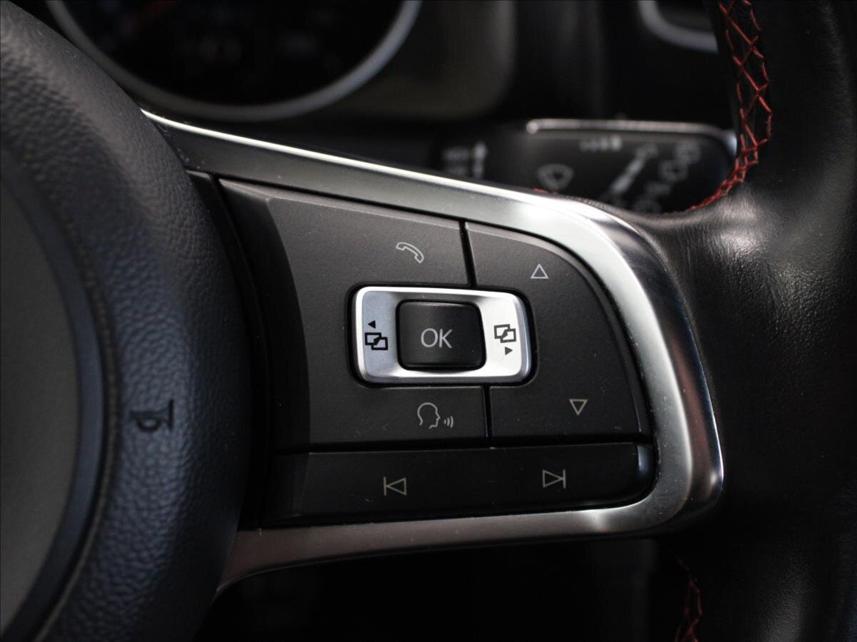 Volkswagen Golf Hatchback 2,0 l 169 kw