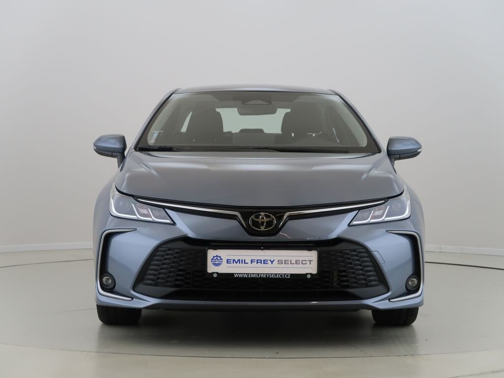 Toyota Corolla Sedan / Limuzína 1,5 l 92 kw