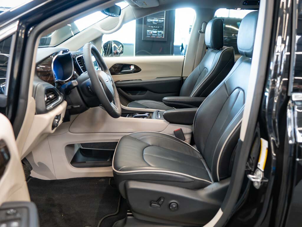 Chrysler Pacifica MPV 3,6 l 221 kw