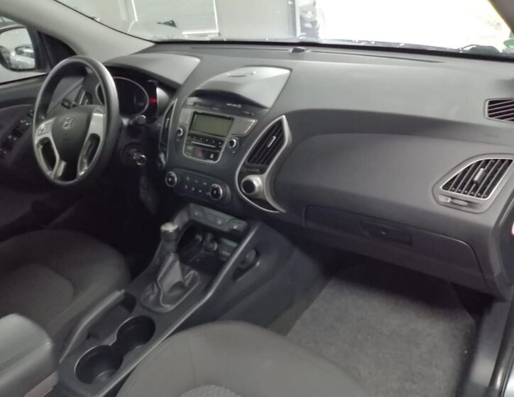 Hyundai ix35 33
