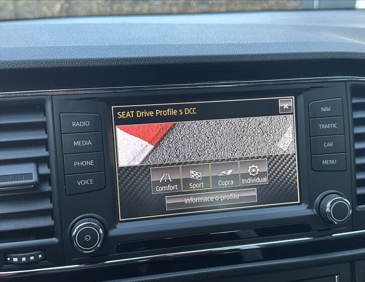 Seat Leon Hatchback 2,0 l 213 kw