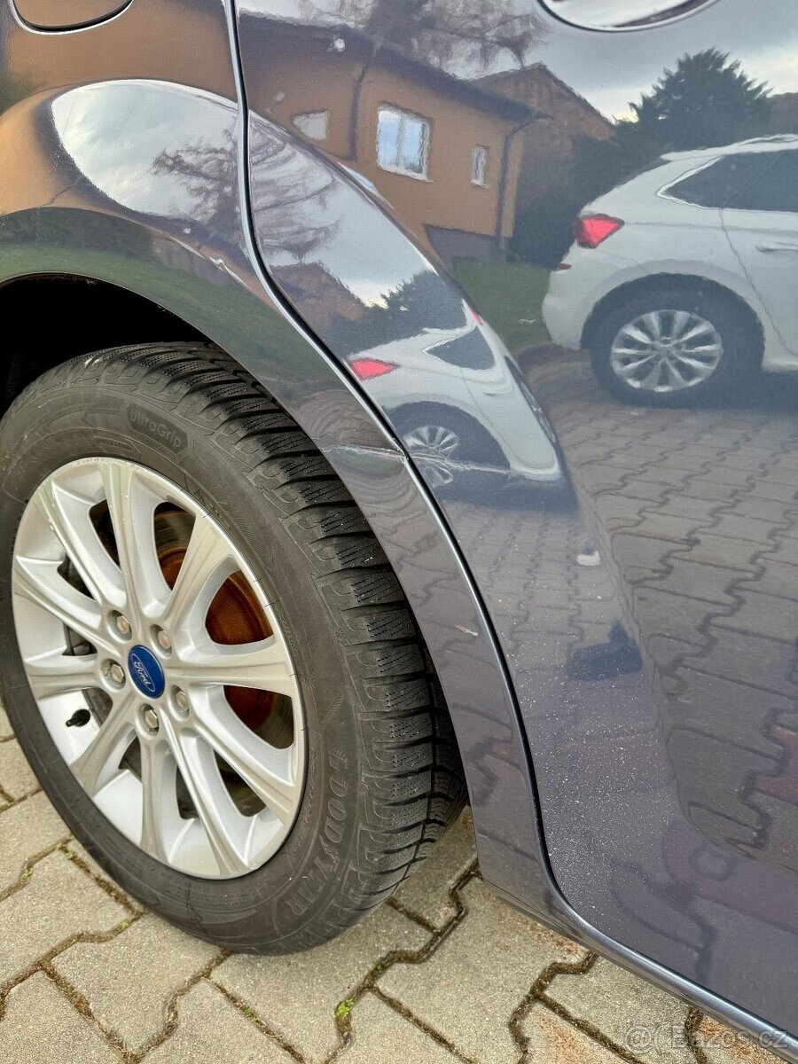 Ford Mondeo Kombi 0,0 147 kw