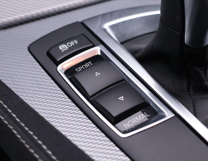 BMW Řada 5 Sedan / Limuzína 3,0 l 190 kw