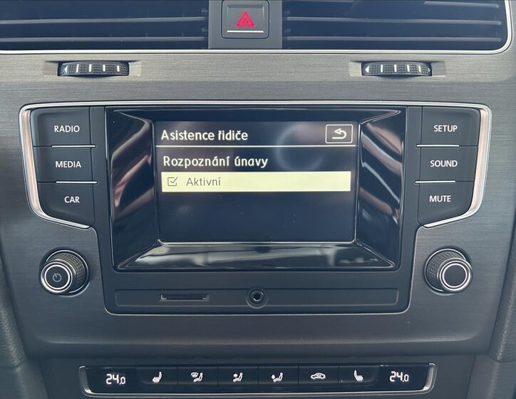 Volkswagen Golf Hatchback 1,2 l 77 kw