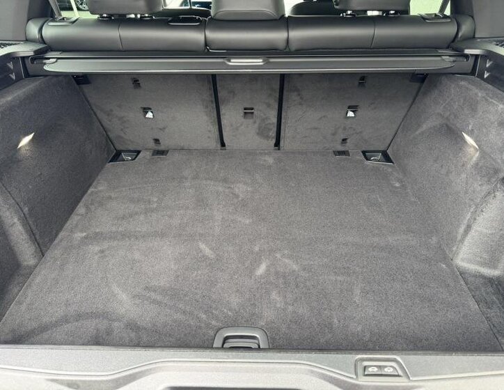 BMW X5 SUV / Terénní 3,0 l 210 kw