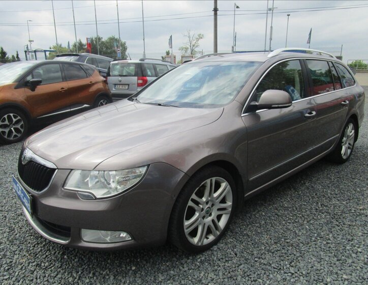 Škoda Superb Kombi 2,0 l 125 kw