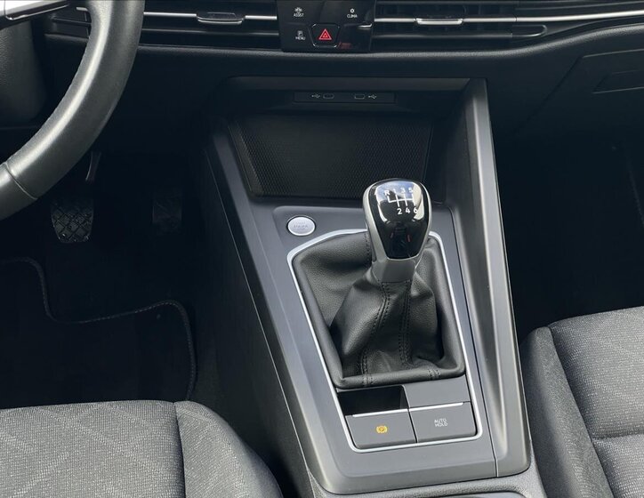 Volkswagen Golf Kombi 1,5 l 96 kw