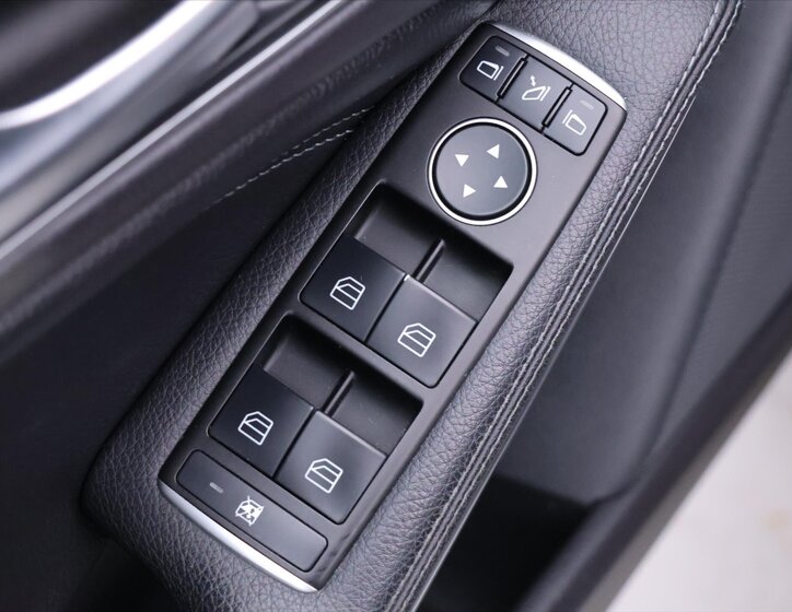 Mercedes-Benz CLA Kombi 2,0 l 155 kw