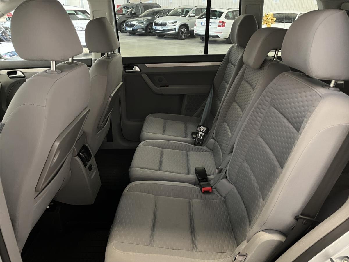 Volkswagen Touran MPV 1,6 l 75 kw