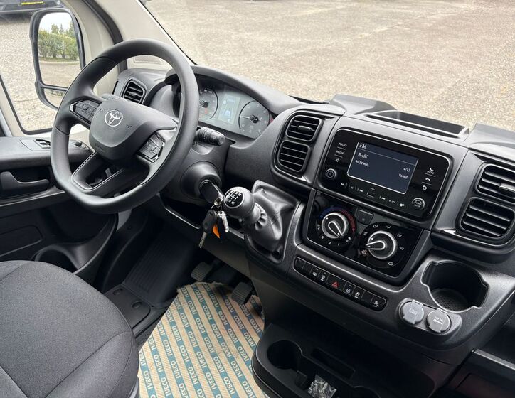 Toyota Proace Max 15