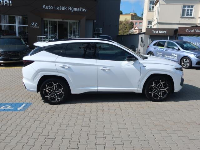 Hyundai Tucson SUV 1,6 l 110 kw