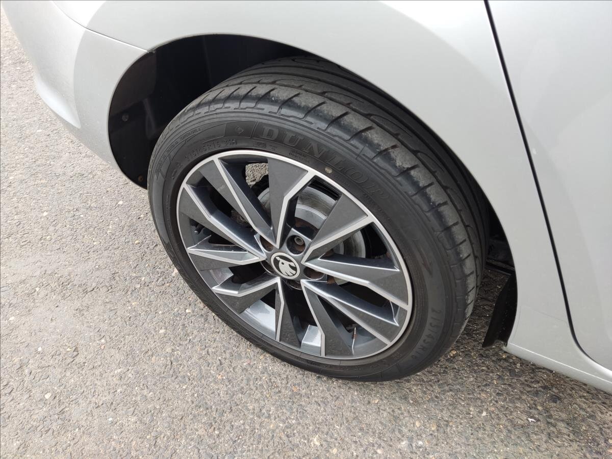 Škoda Rapid Hatchback 1,2 l 81 kw