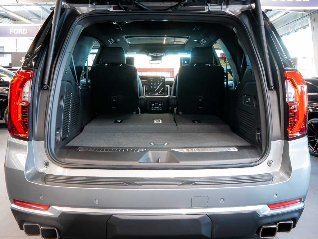 GMC Yukon SUV 6,2 l 313 kw