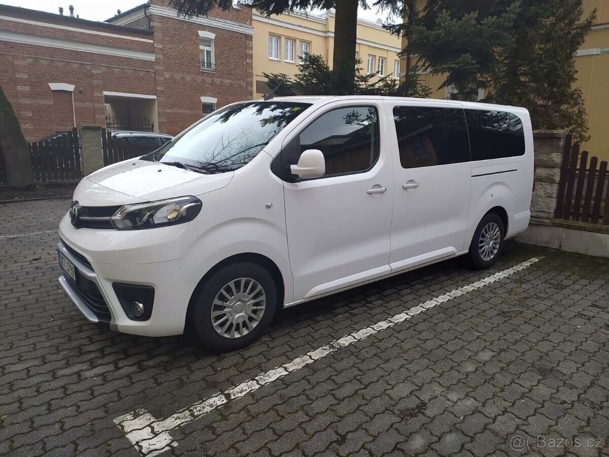 Toyota ProAce VAN-Minibus 2,0 l 110 kw