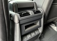 Land Rover Defender SUV 3,0 l 147 kw