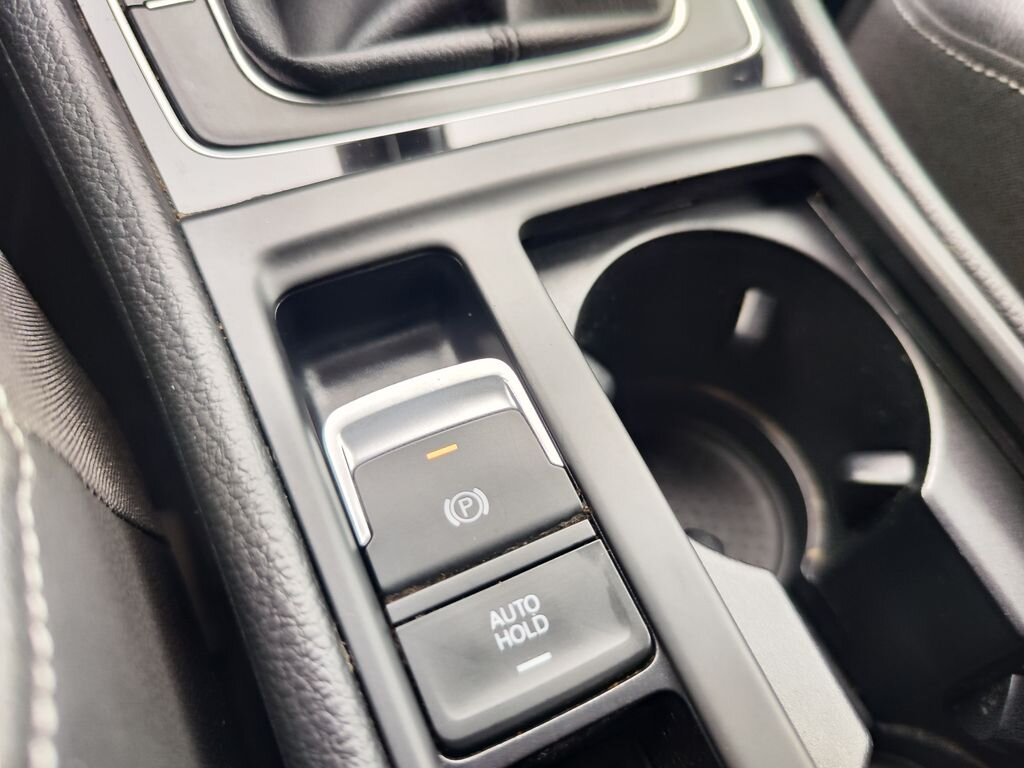 Volkswagen Golf Kombi 1,6 l 77 kw