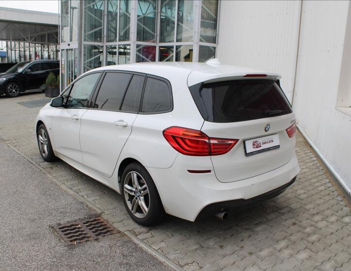 BMW Řada 2 4