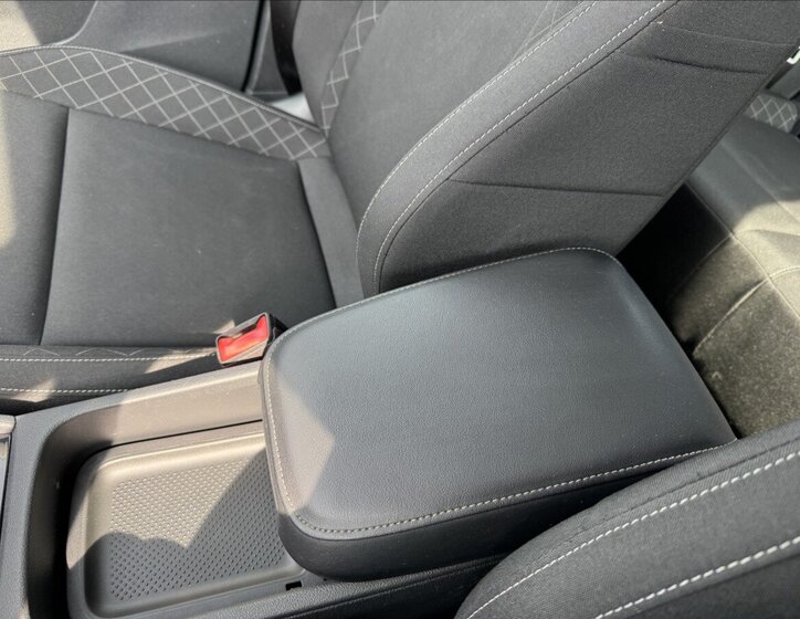 Škoda Karoq Kombi 1,6 l 85 kw