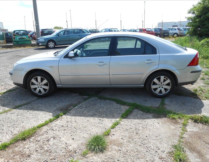 Ford Mondeo Liftback 1,8 l 92 kw