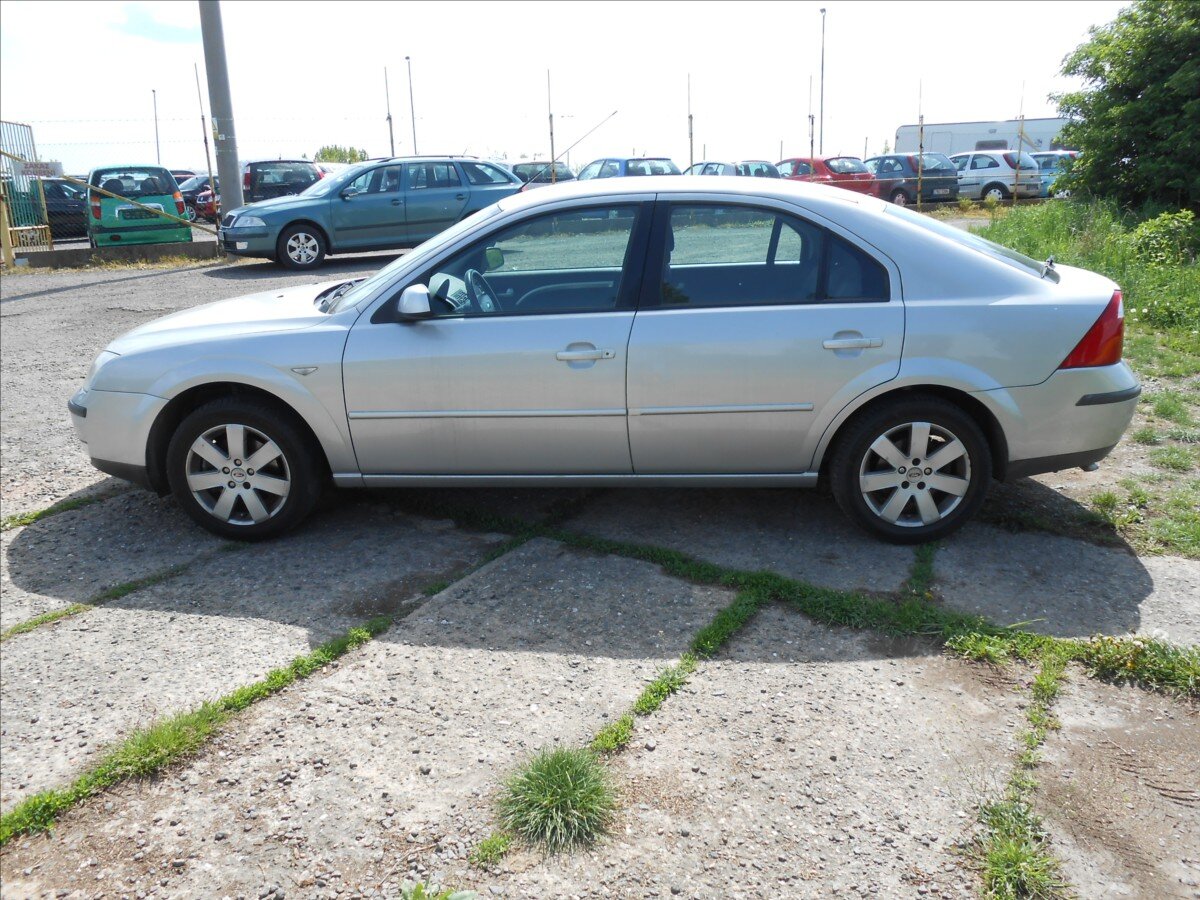 Ford Mondeo Liftback 1,8 l 92 kw
