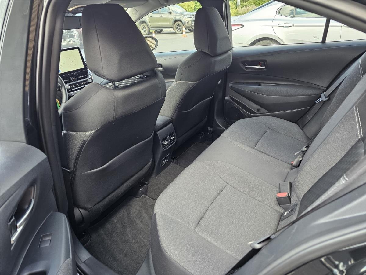 Toyota Corolla Sedan 1,5 l 92 kw