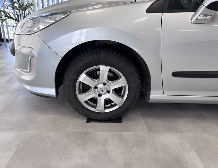 Peugeot 308 Kombi 1,6 l 88 kw