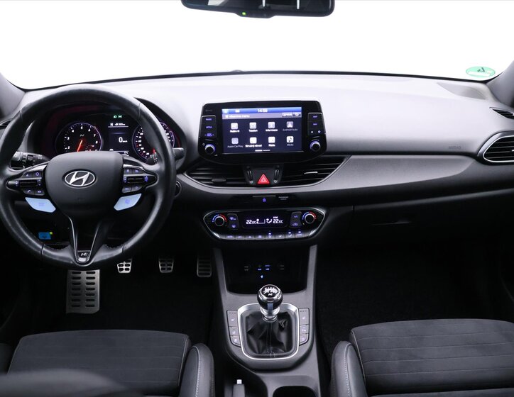 Hyundai i30 Hatchback 2,0 l 720 kw