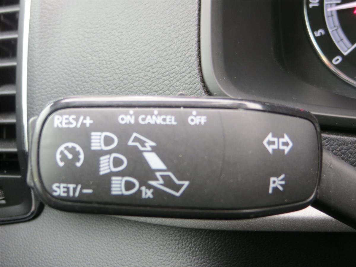 Škoda Karoq SUV / Terénní 2,0 l 110 kw