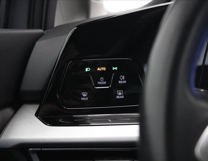 Volkswagen Golf Kombi 999,0 81 kw