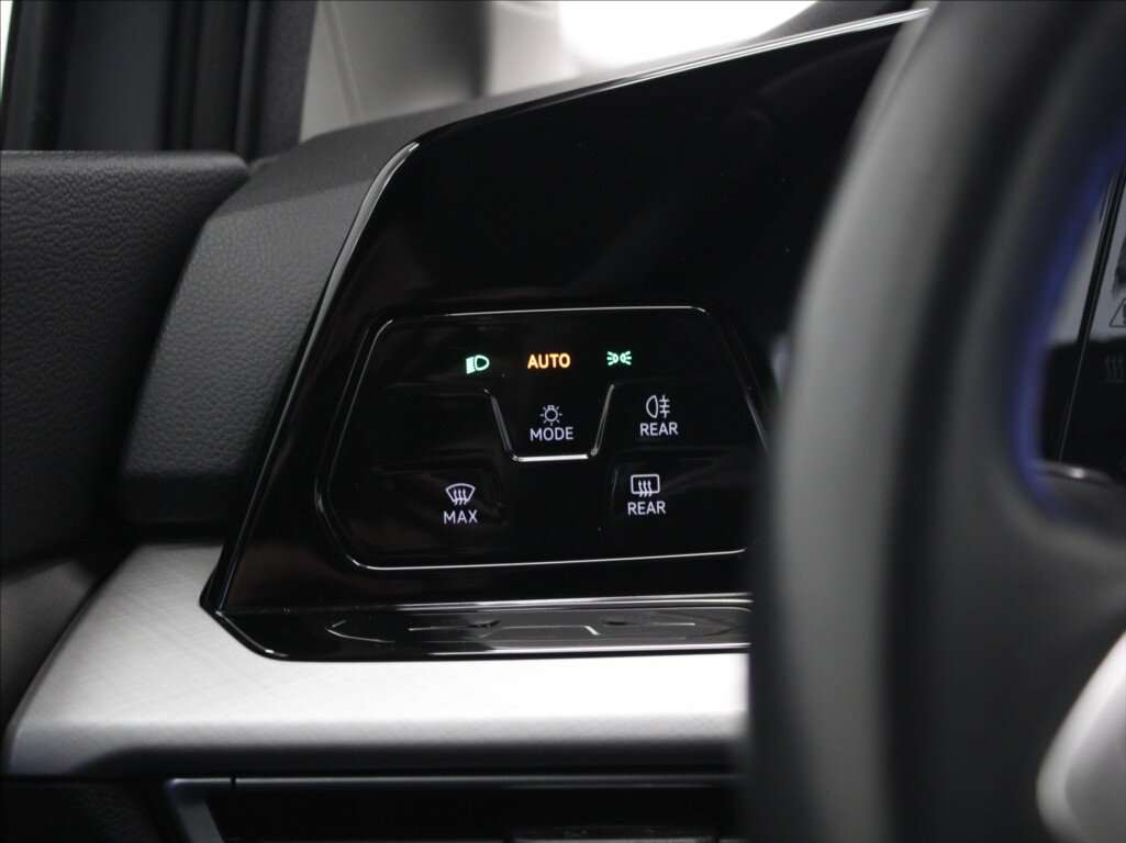 Volkswagen Golf Kombi 999,0 81 kw