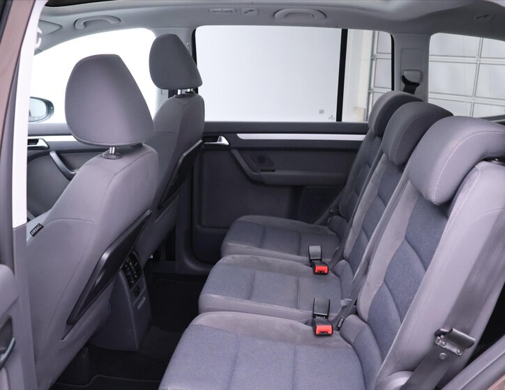 Volkswagen Touran MPV 1,4 l 103 kw