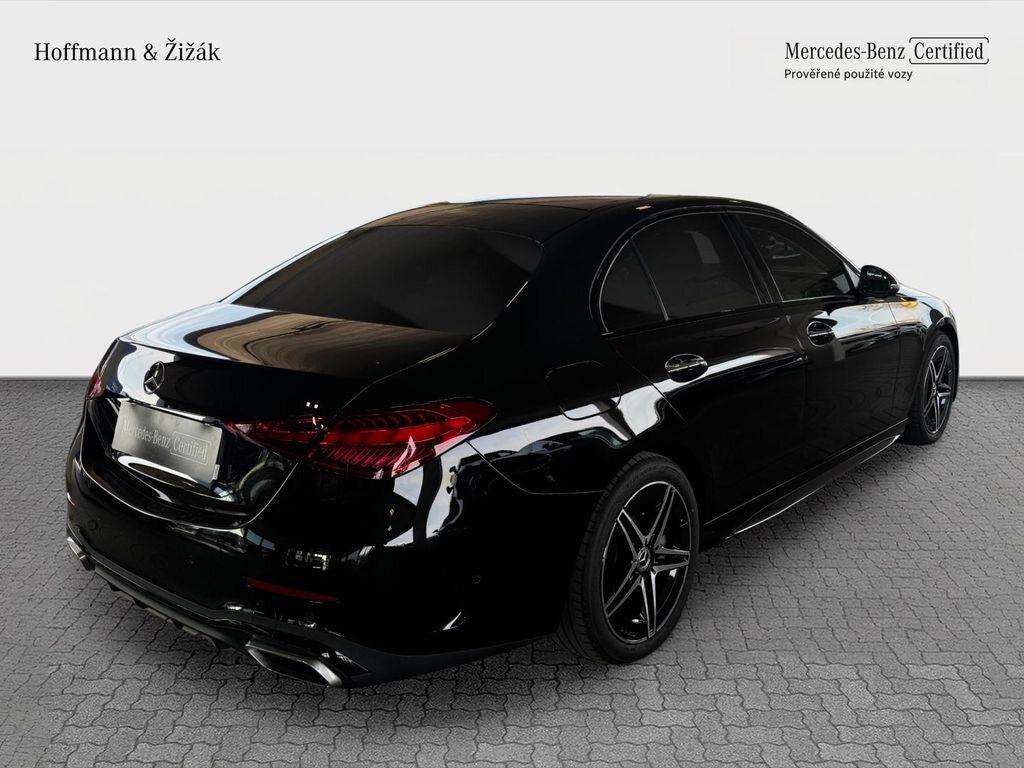 Mercedes-Benz Třídy C Sedan 2,0 l 147 kw