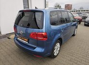 Volkswagen Touran 6