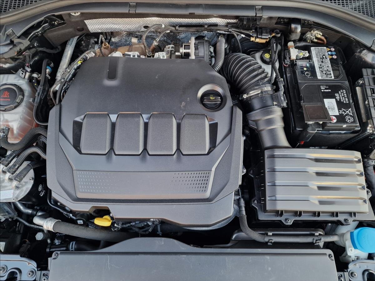 Škoda Superb Kombi 2,0 l 110 kw