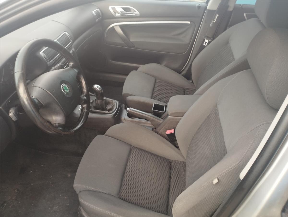 Škoda Superb Ostatní 1,9 l 74 kw