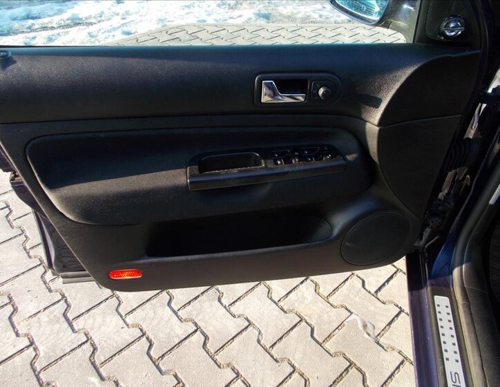 Volkswagen Golf Kombi 1,4 l 55 kw