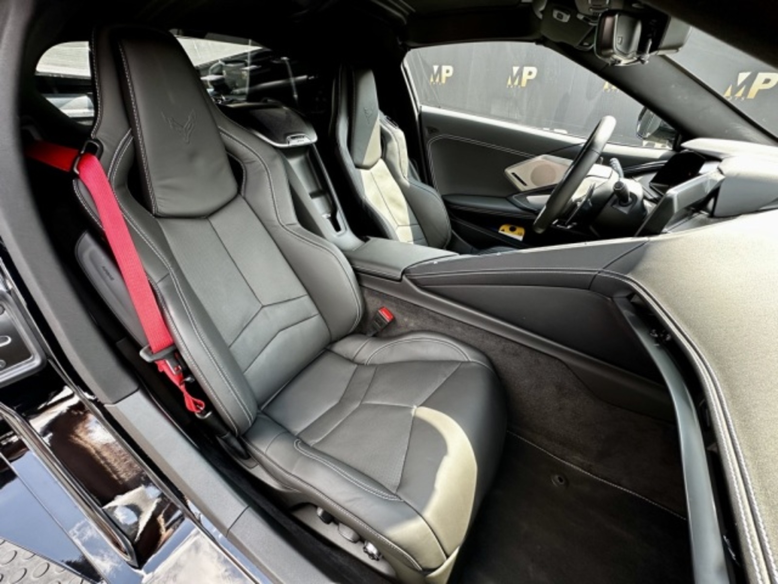 Chevrolet Corvette 19