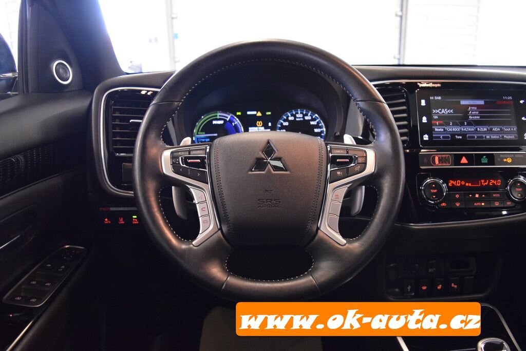 Mitsubishi Outlander SUV 0,0 0