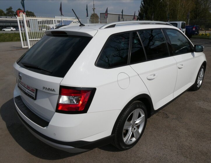 Škoda Fabia Kombi 1,2 l 66 kw