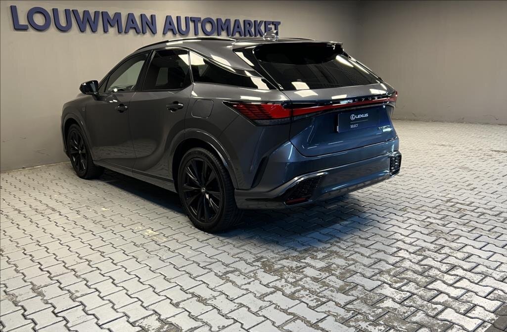 Lexus RX 500h SUV / Terénní 2,4 l 273 kw