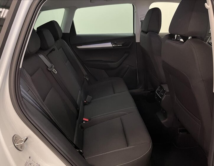 Škoda Karoq SUV / Terénní 1,5 l 110 kw