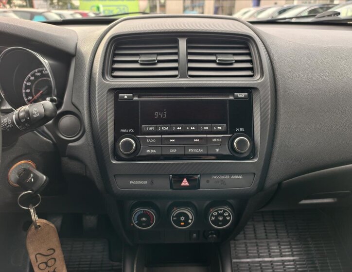 Mitsubishi ASX SUV 1,6 l 86 kw