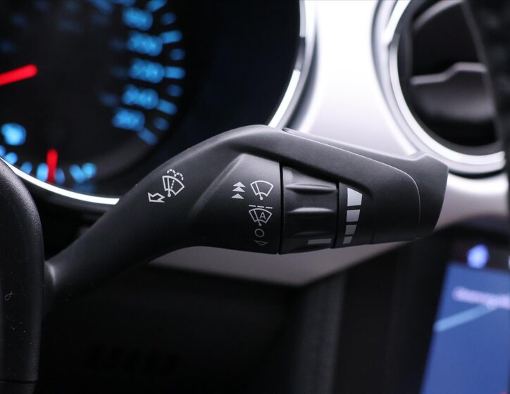 Ford Mustang Kupé 5,0 l 310 kw