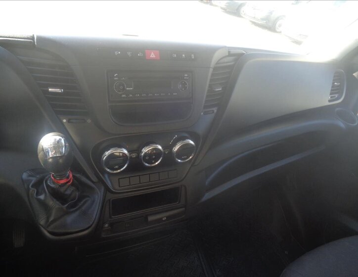 Iveco Daily Ostatní 2,3 l 107 kw