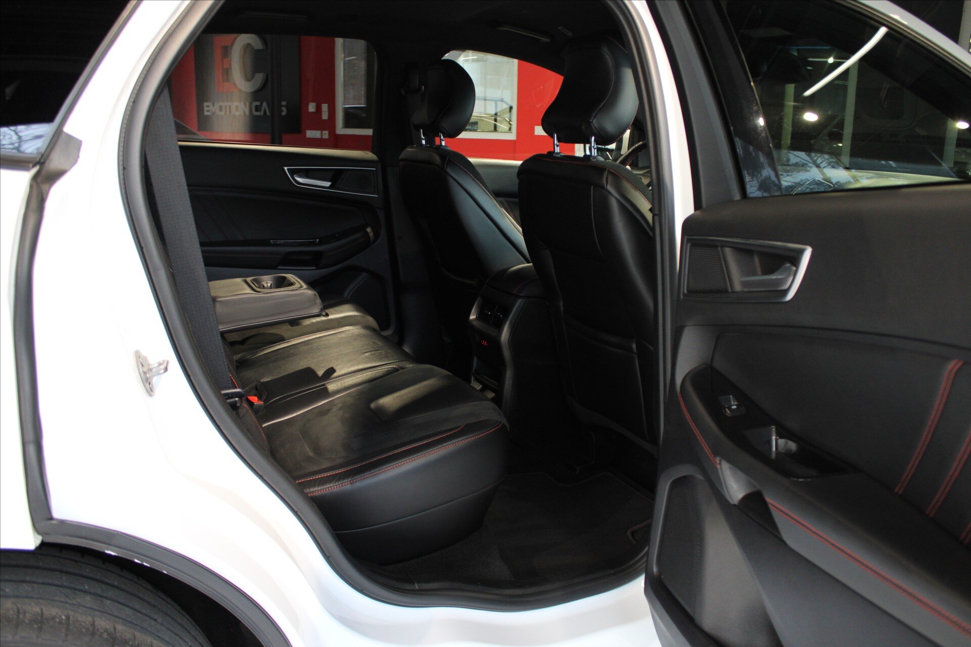 Ford Edge SUV / Terénní 2,0 l 175 kw