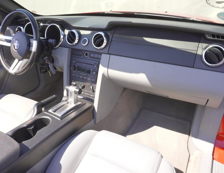 Ford Mustang Kabriolet 4,0 l 157 kw