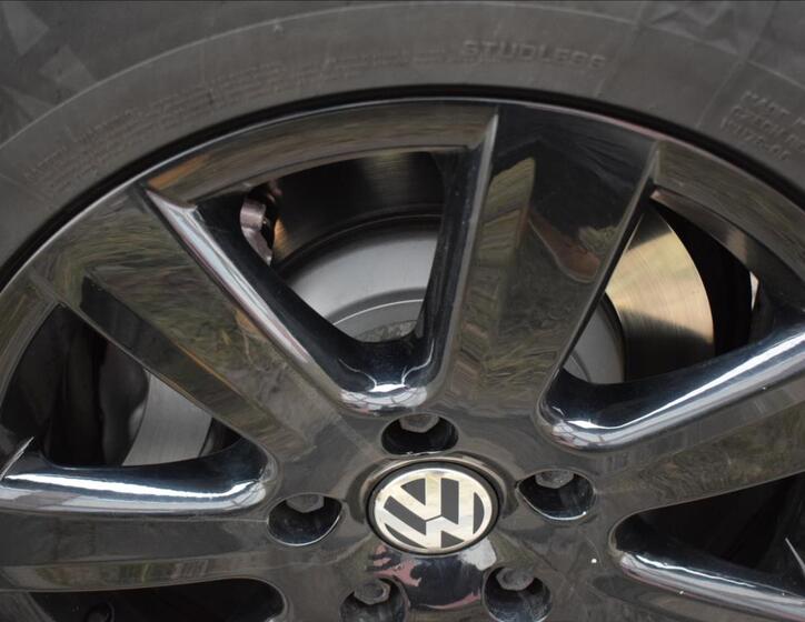 Volkswagen Touareg 15