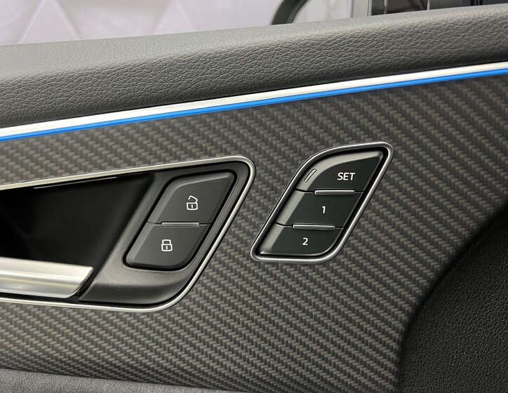 Audi Q8 SUV / Terénní 3,0 l 210 kw